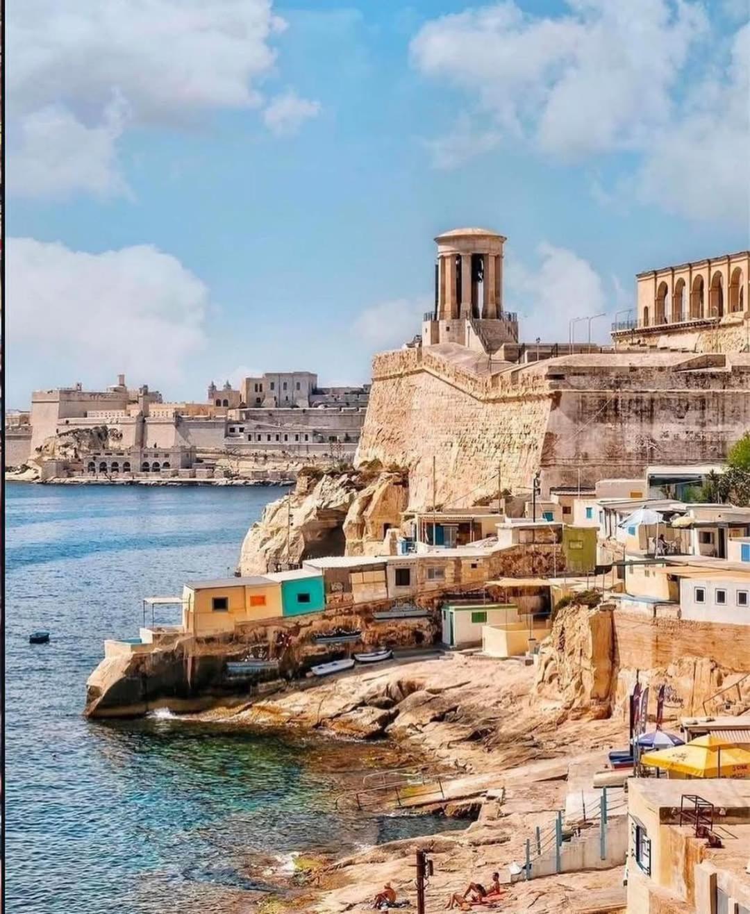 Limestone Sun Suites Sliema Exterior photo